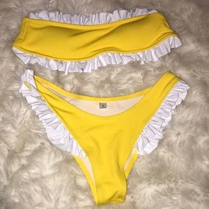 Yellow/white flare bikini.